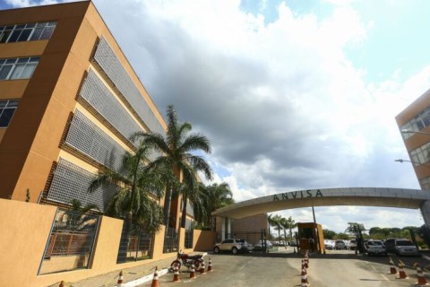 Anvisa proíbe venda de fórmula infantil Aptamil contaminada por toxina